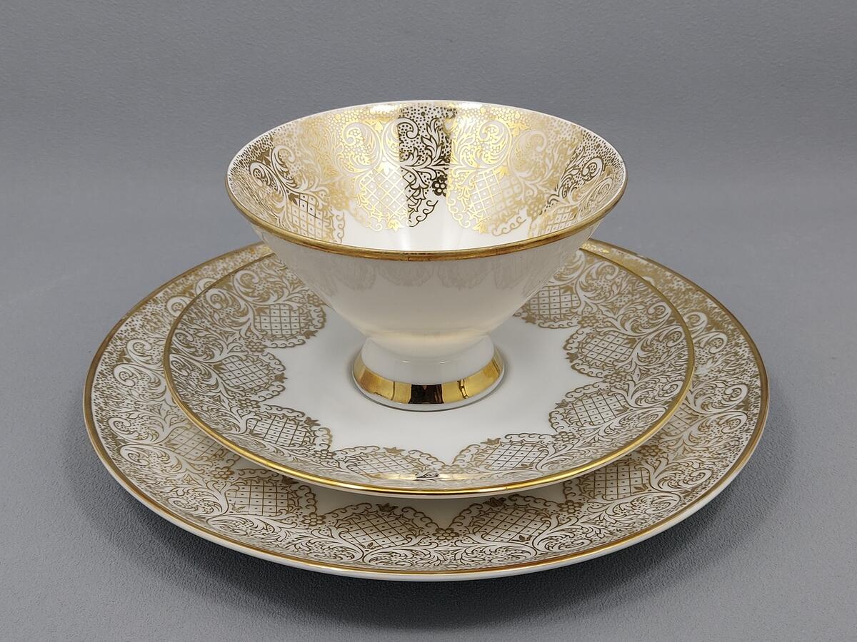 Trio filiżanka i talerzyki - porcelana Winterling (8)