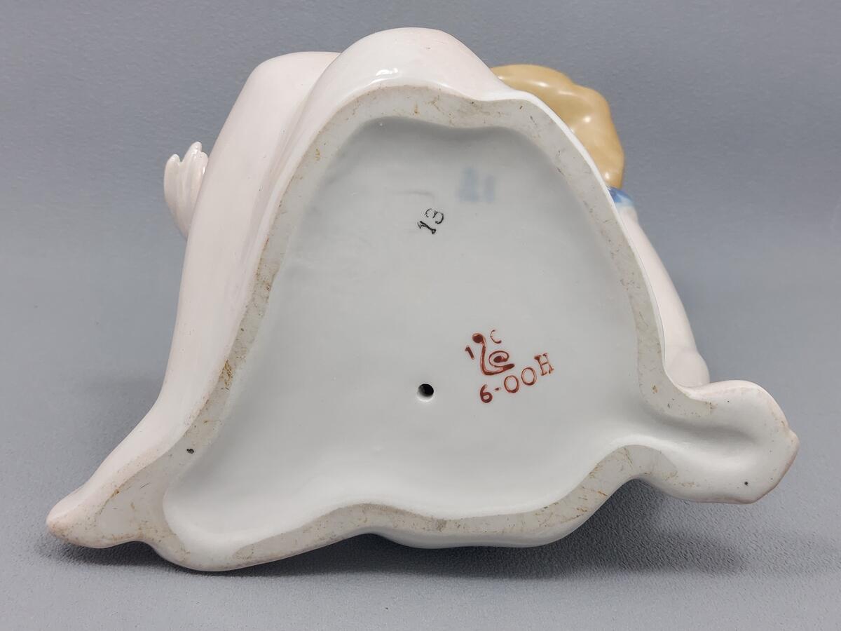 Figurka kobiety z dzieckiem - porcelana Połonne (7)