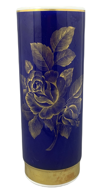 Nietypowy wazon - porcelana (1)
