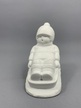 Figurka dziecko na sankach - porcelana (3)