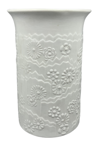 Śnieżnobiały wazon - porcelana (1)